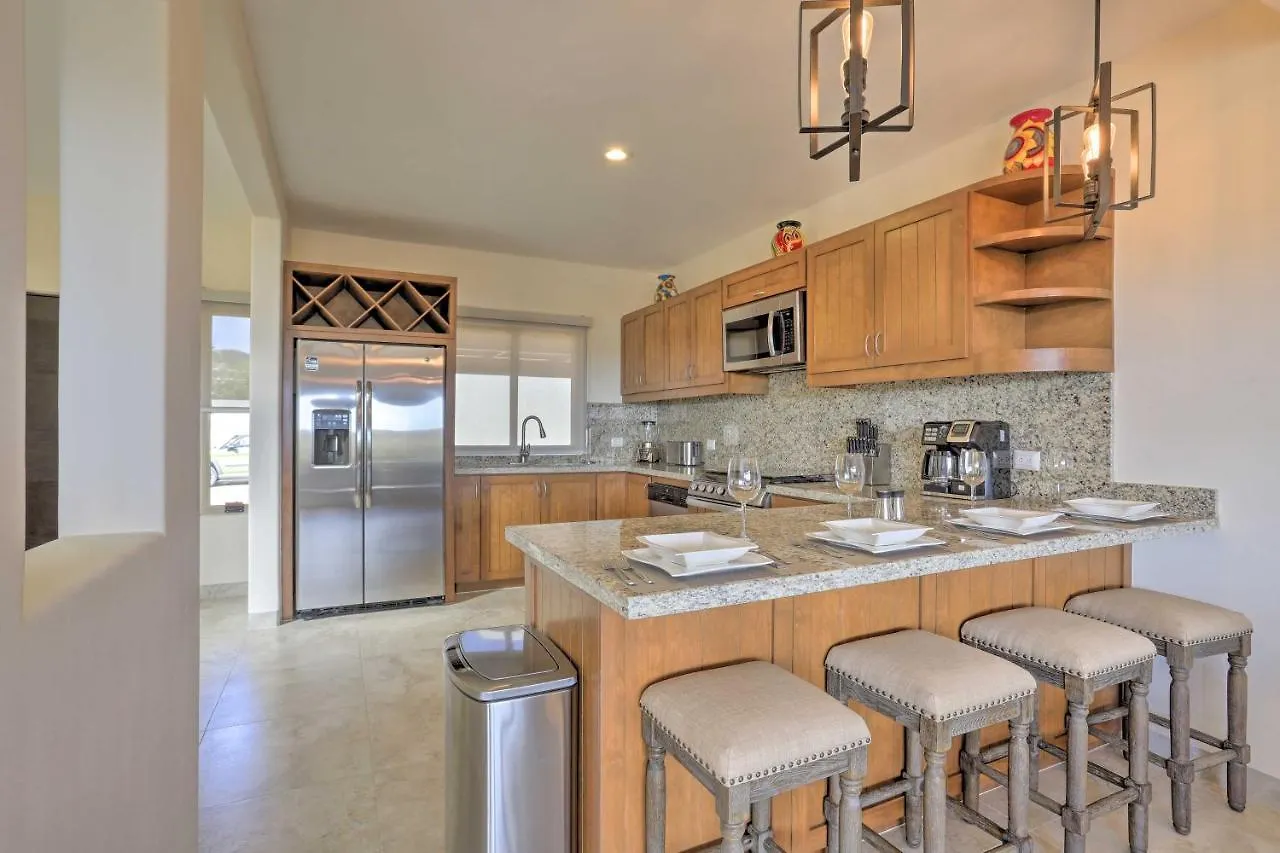 Nyaraló Luxe Cabo Casa With Own Rooftop Patio And Pool Access! Cabo San Lucas