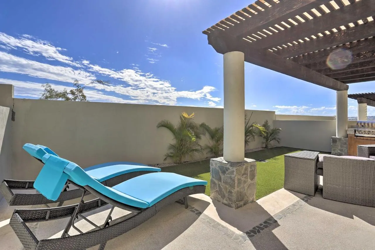 Luxe Cabo Casa With Own Rooftop Patio And Pool Access! Cabo San Lucas Mexikó