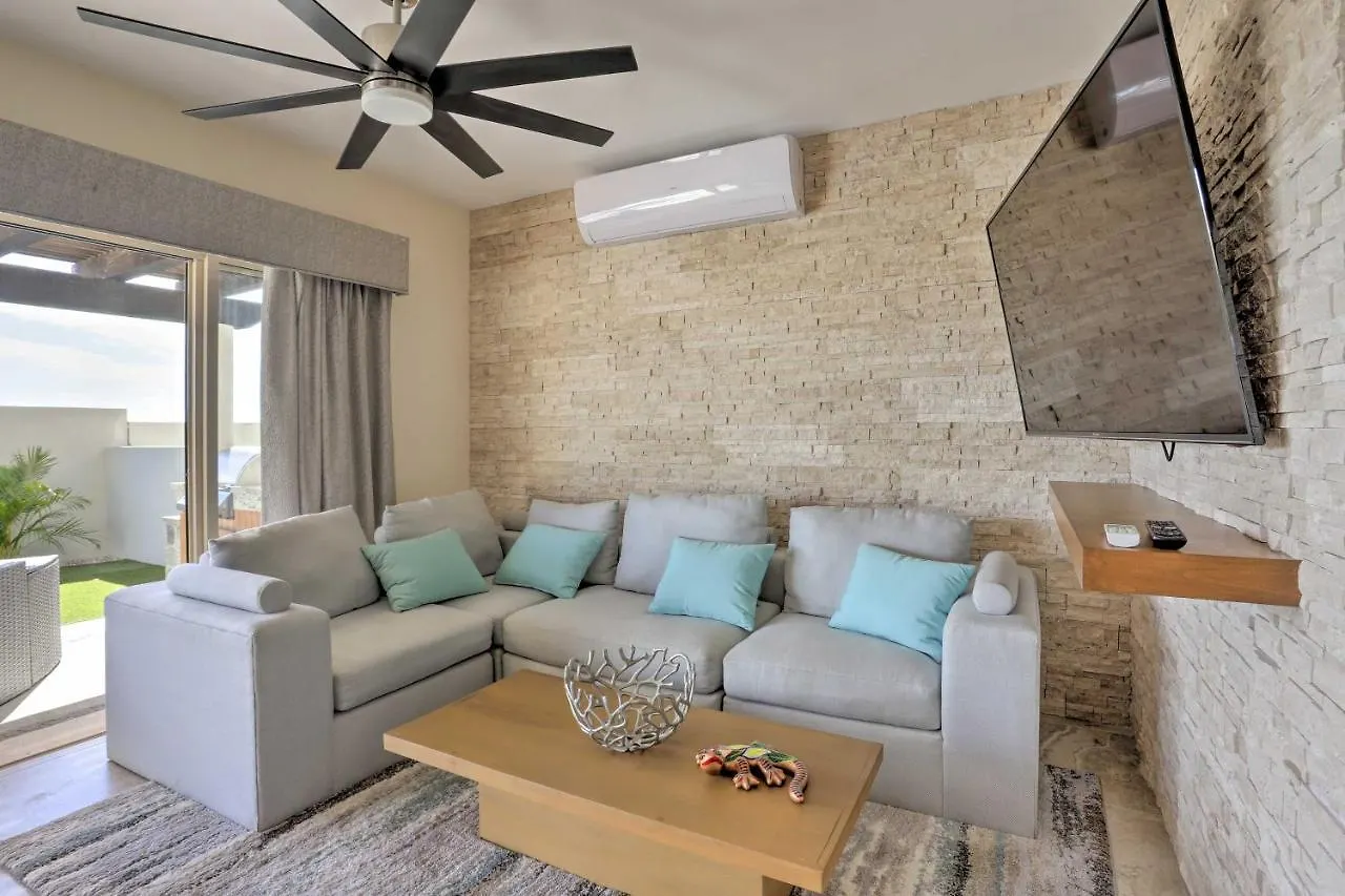 Luxe Cabo Casa With Own Rooftop Patio And Pool Access! Cabo San Lucas Mexikó